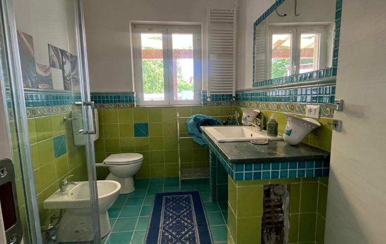 Villa singola in vendita a Massa