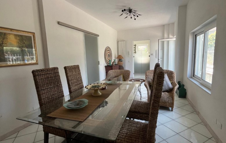 Villa singola in vendita a Massa