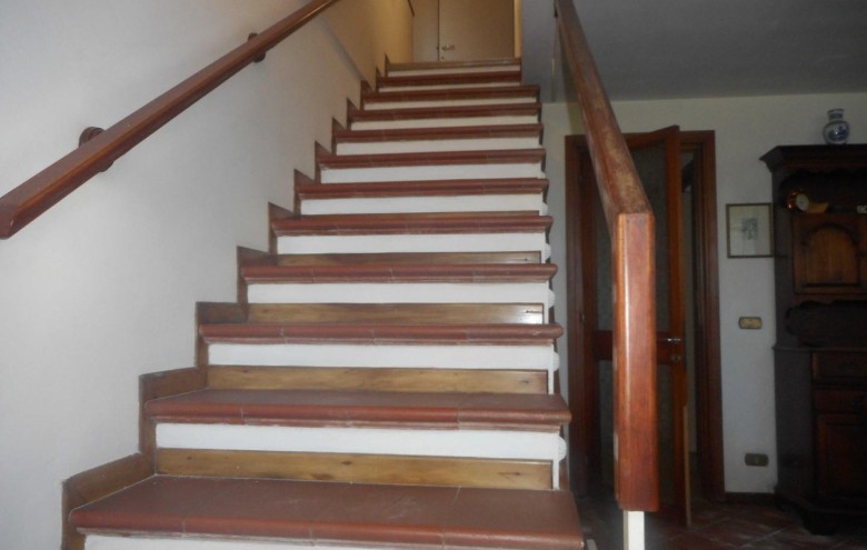 Appartamento in vendita a Massa