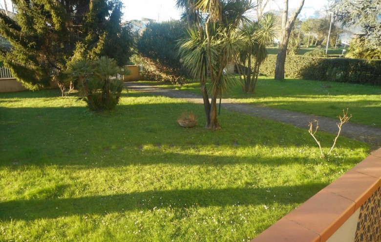 Appartamento in vendita a Massa