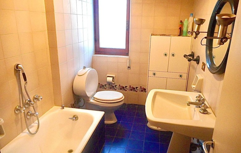 Appartamento in vendita a Massa