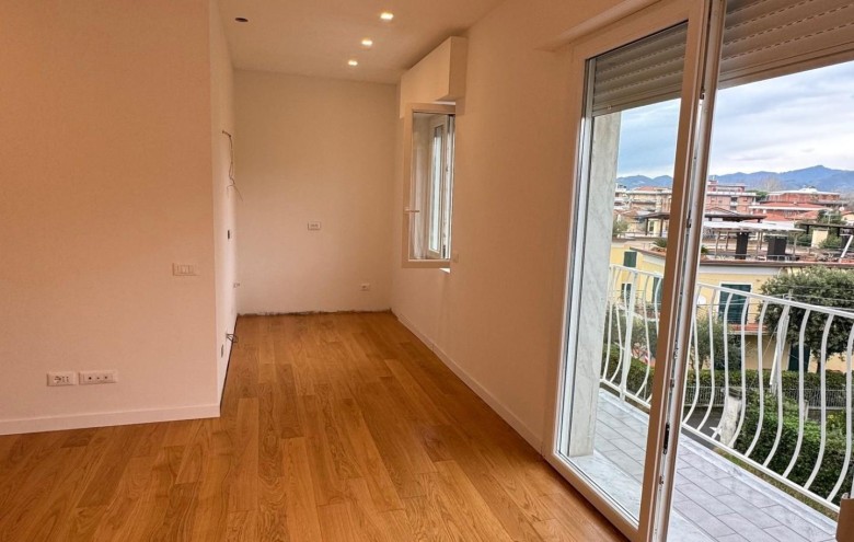 Appartamento in vendita a Massa