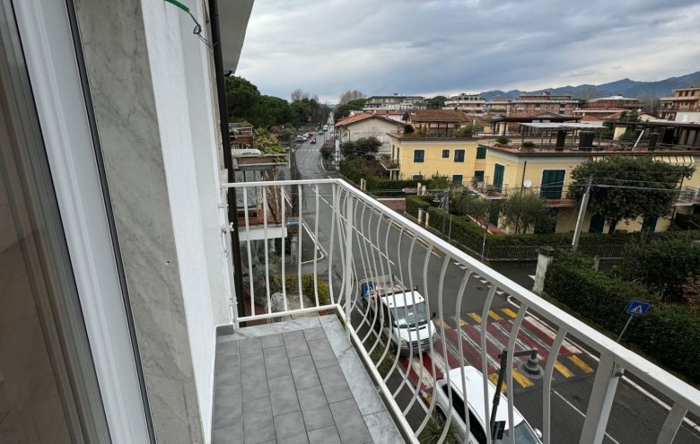 Appartamento in vendita a Massa