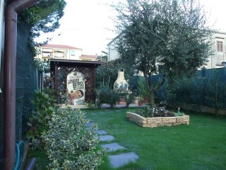 Villetta a schiera in vendita a Massa