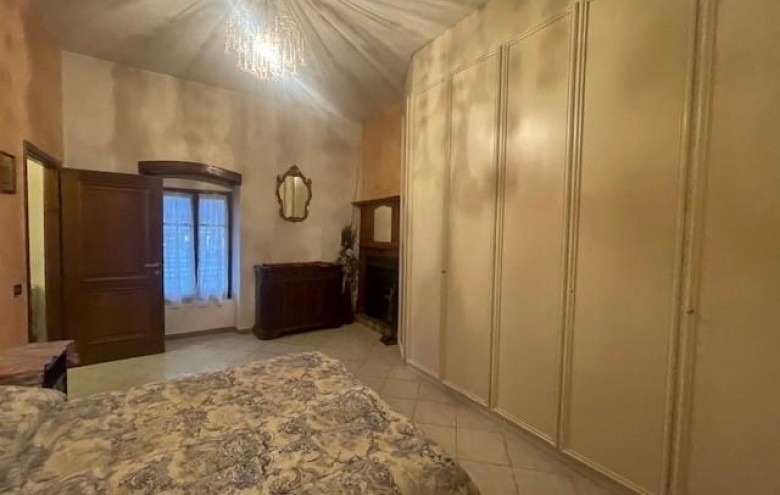 Casa semi indipendente in vendita a Massa