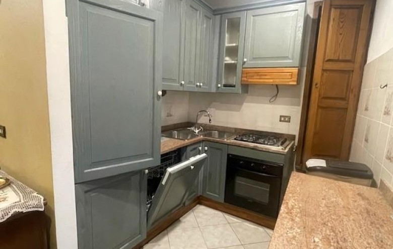 Casa semi indipendente in vendita a Massa