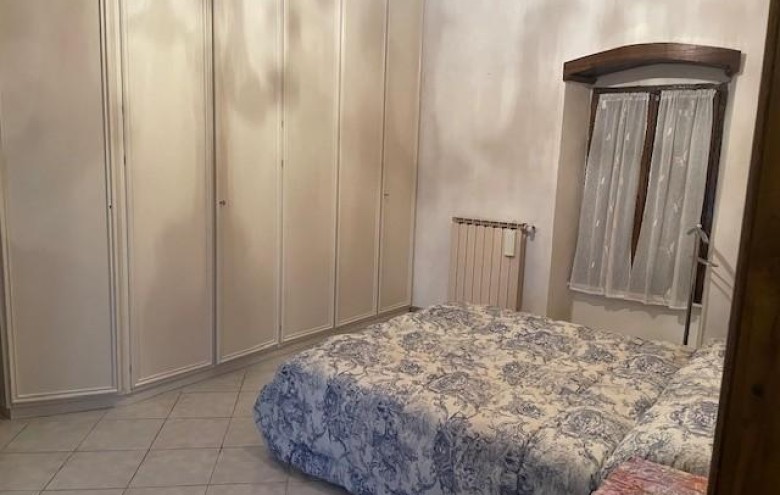 Casa semi indipendente in vendita a Massa