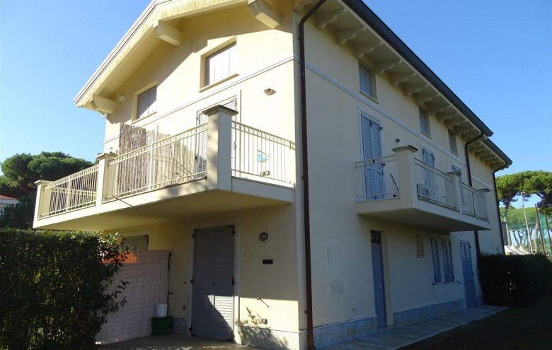 Villa singola in vendita a Montignoso