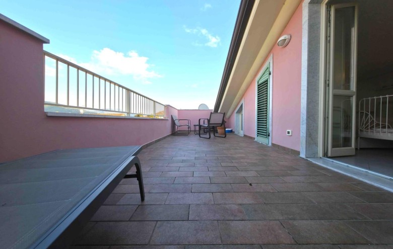 Appartamento in vendita a Massa