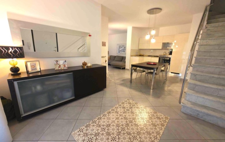 Appartamento in vendita a Massa