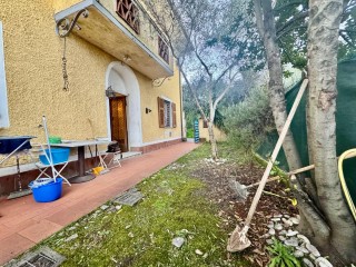 Appartamento in vendita a Massa