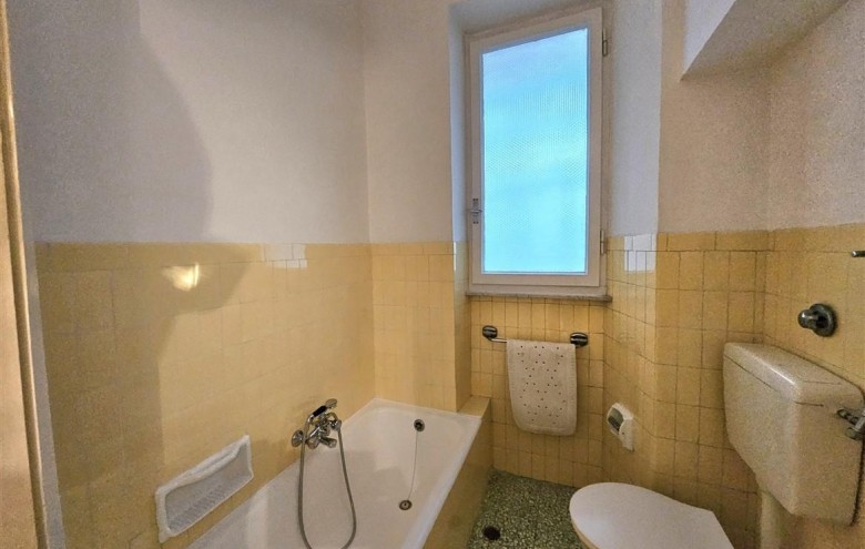 Appartamento in vendita a Massa