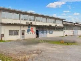 Capannone in vendita a Capezzano Pianore