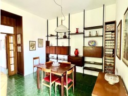 villa-in-vendita-a-marina-di-carrara