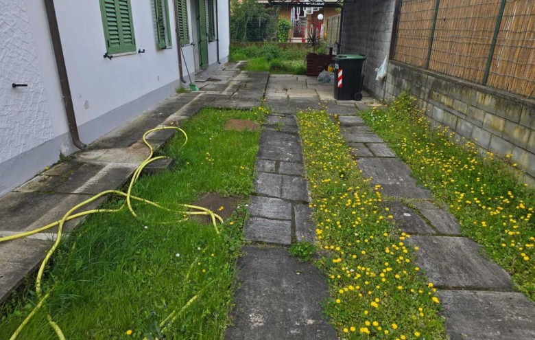 Villa singola in vendita a Carrara