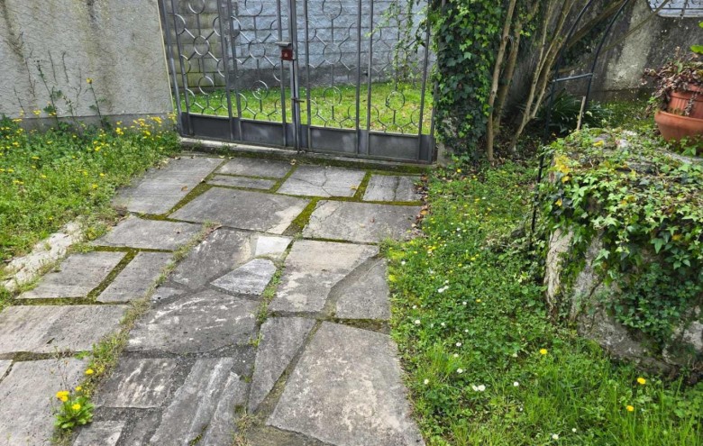 Villa singola in vendita a Carrara