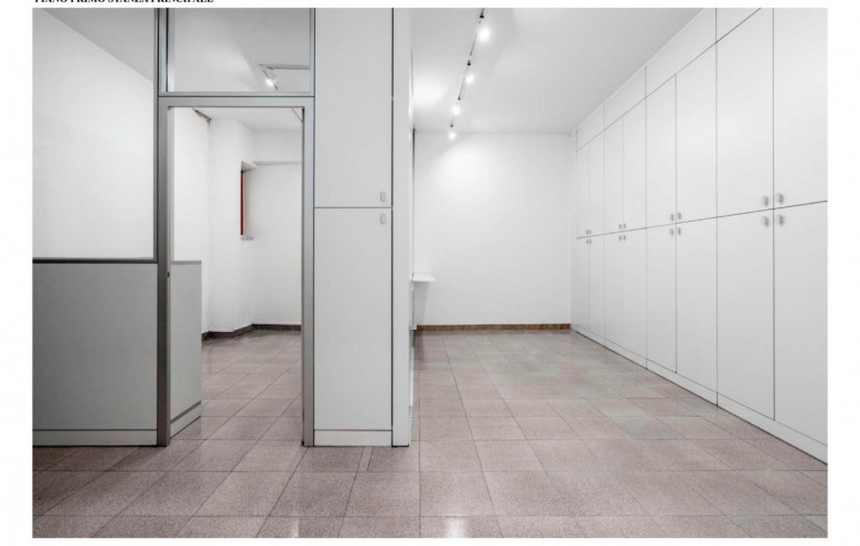 Ufficio in affitto a Massa