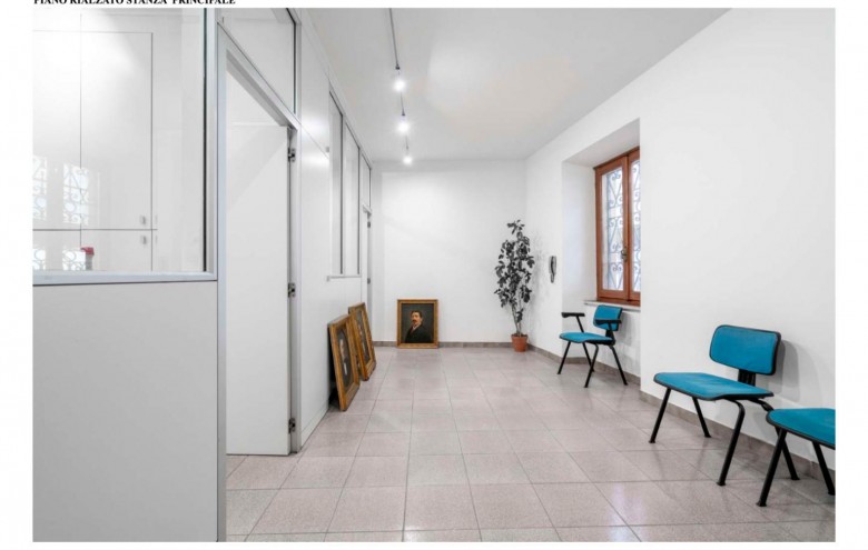 Ufficio in affitto a Massa