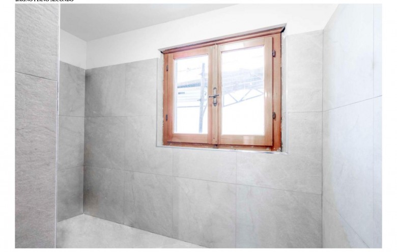 Ufficio in affitto a Massa