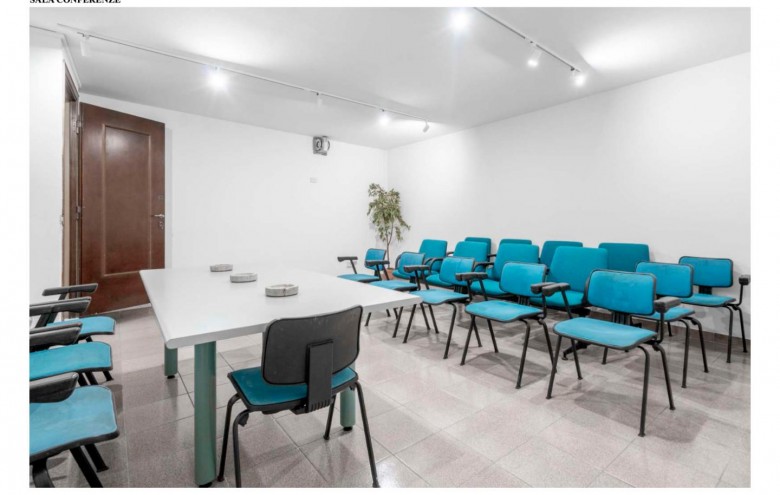 Ufficio in affitto a Massa