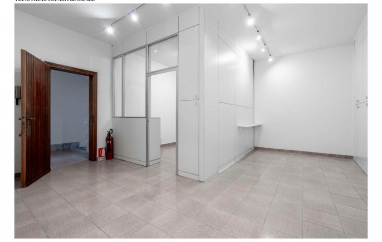 Ufficio in affitto a Massa