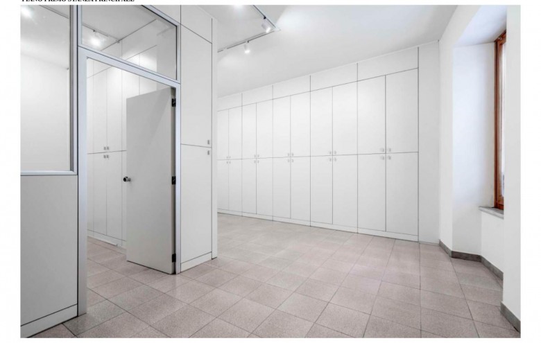 Ufficio in affitto a Massa