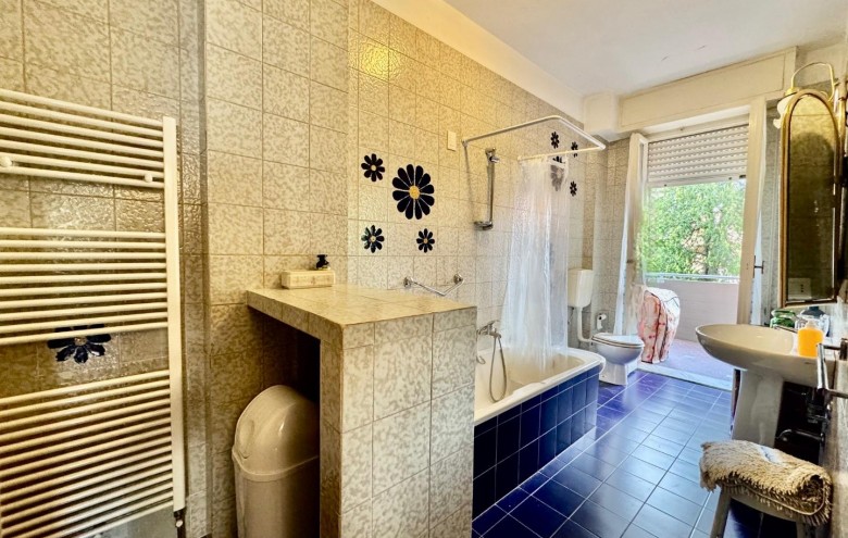 Appartamento in vendita a Massa