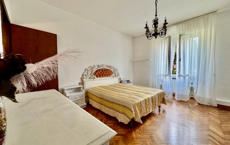 Appartamento in vendita a Massa