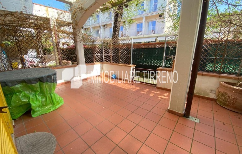 Villetta a schiera in vendita a Massa