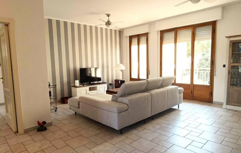 Appartamento in vendita a Massa