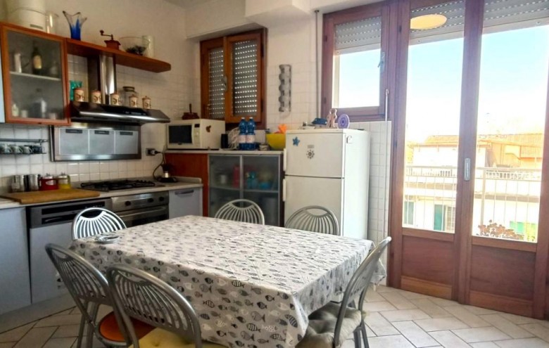 Appartamento in vendita a Massa