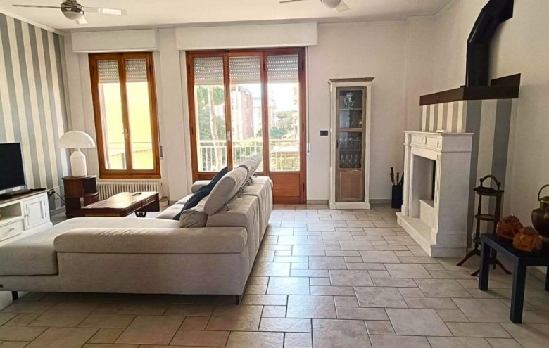 Appartamento in vendita a Massa