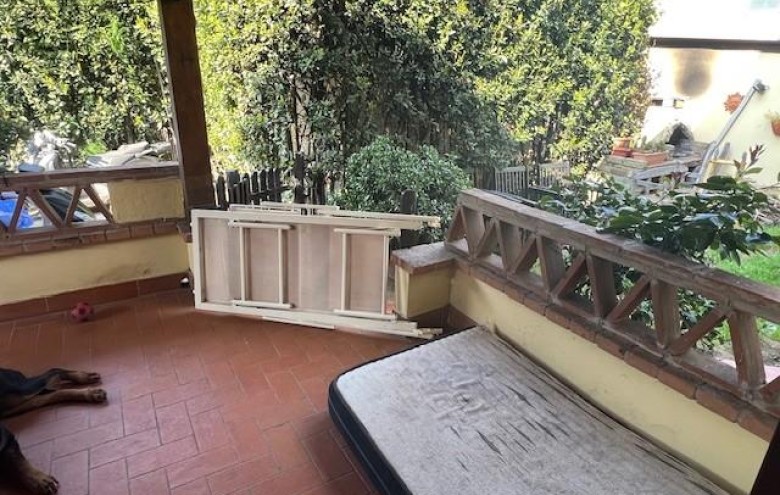 Villa singola in vendita a Massa