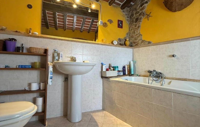 Terratetto in vendita a Massa