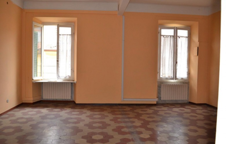 Appartamento in vendita a Massa