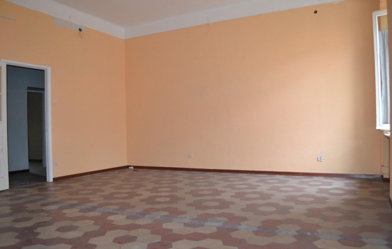 Appartamento in vendita a Massa