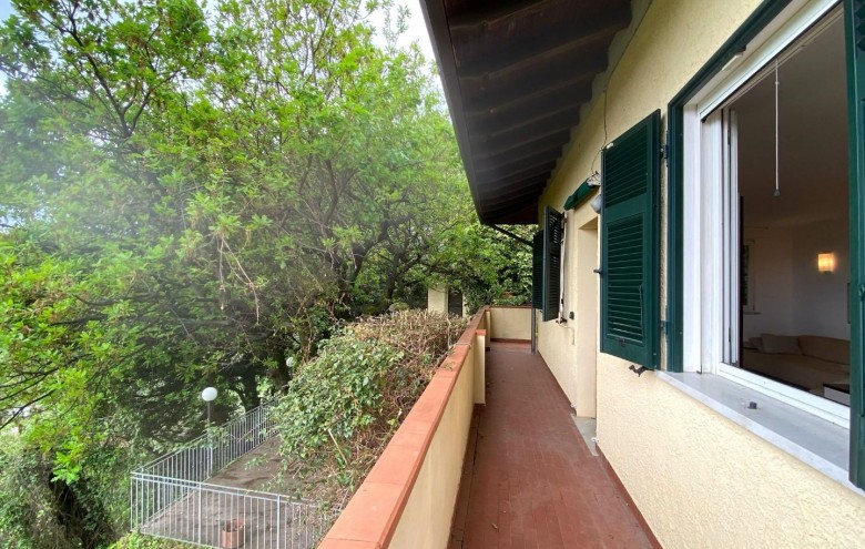 Villa singola in vendita a Massa