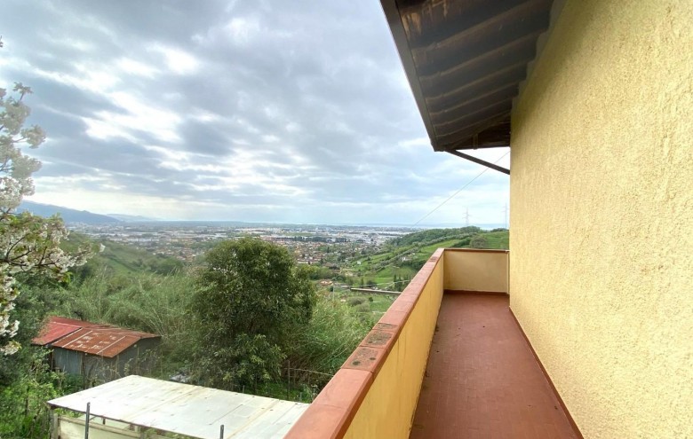 Villa singola in vendita a Massa