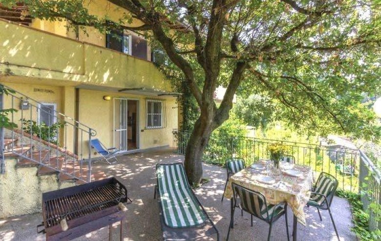 Villa singola in vendita a Massa