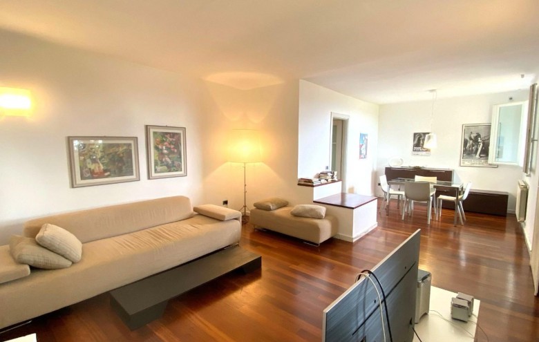 Villa singola in vendita a Massa