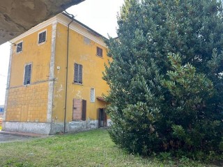 Villetta a schiera in vendita a Massa