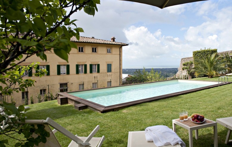 Villa singola in vendita a Camaiore