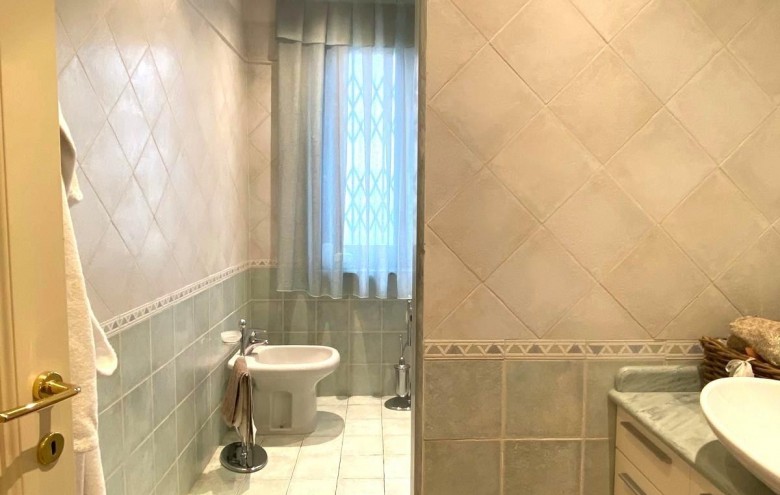 Appartamento in vendita a Massa