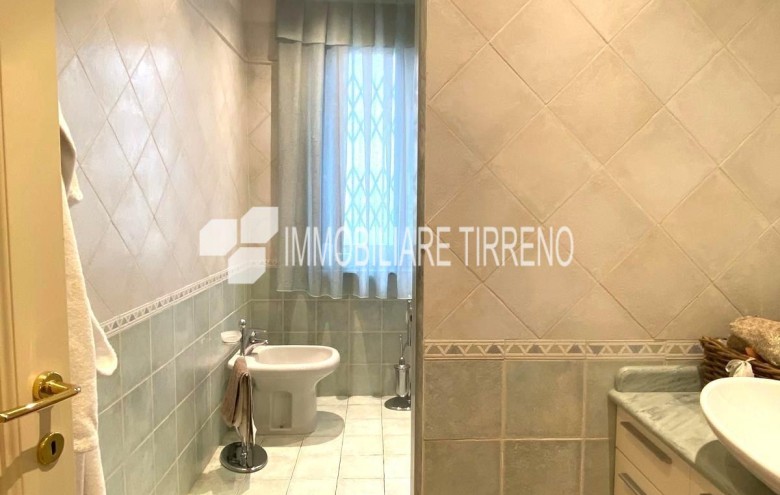 Appartamento in vendita a Massa