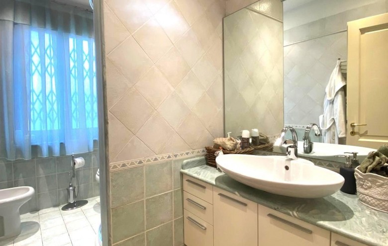 Appartamento in vendita a Massa