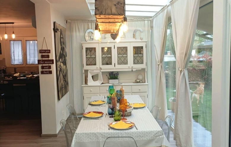 Villa singola in vendita a Massa