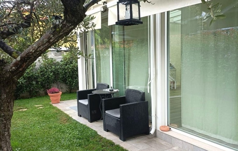 Villa singola in vendita a Massa