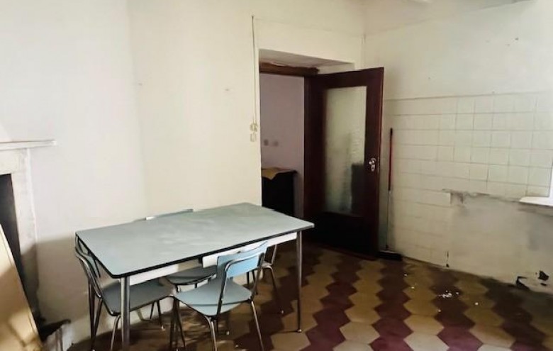 Appartamento in vendita a Montignoso