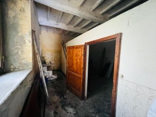 Appartamento in vendita a Montignoso