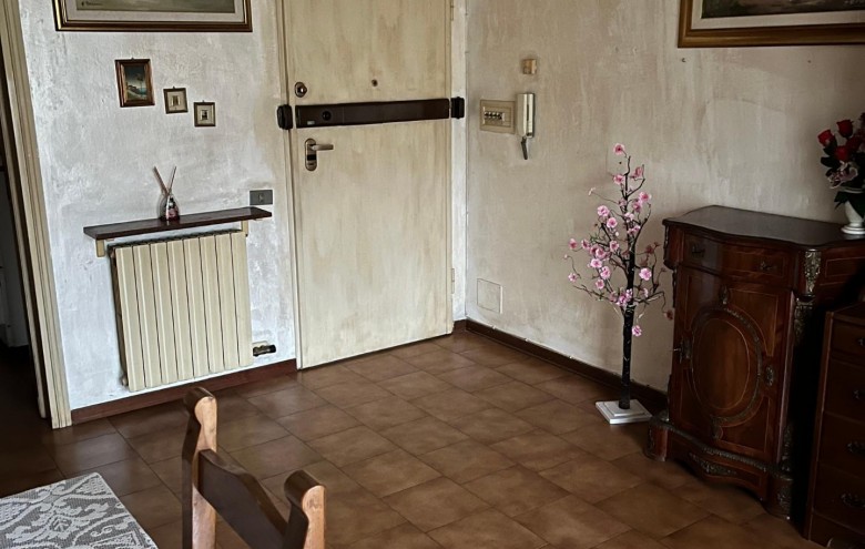 Appartamento in vendita a Massa